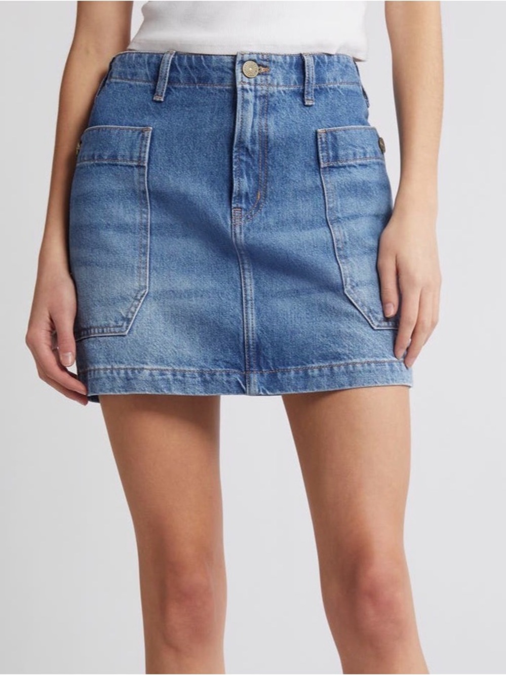 FRAME | (31) Cargo Denim Mini Skirt - Morey